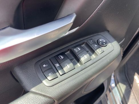 Used 2019 RAM 1500 Big Horn RWD image 8