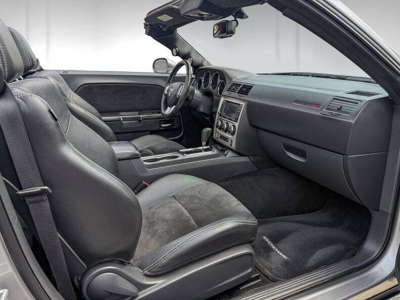 Used 2011 Dodge Challenger SRT8 w/ SRT Option Group II RWD image 19