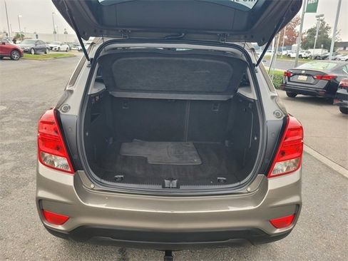 Used 2022 Chevrolet Trax LS w/ Tint and Cruise Package image 14