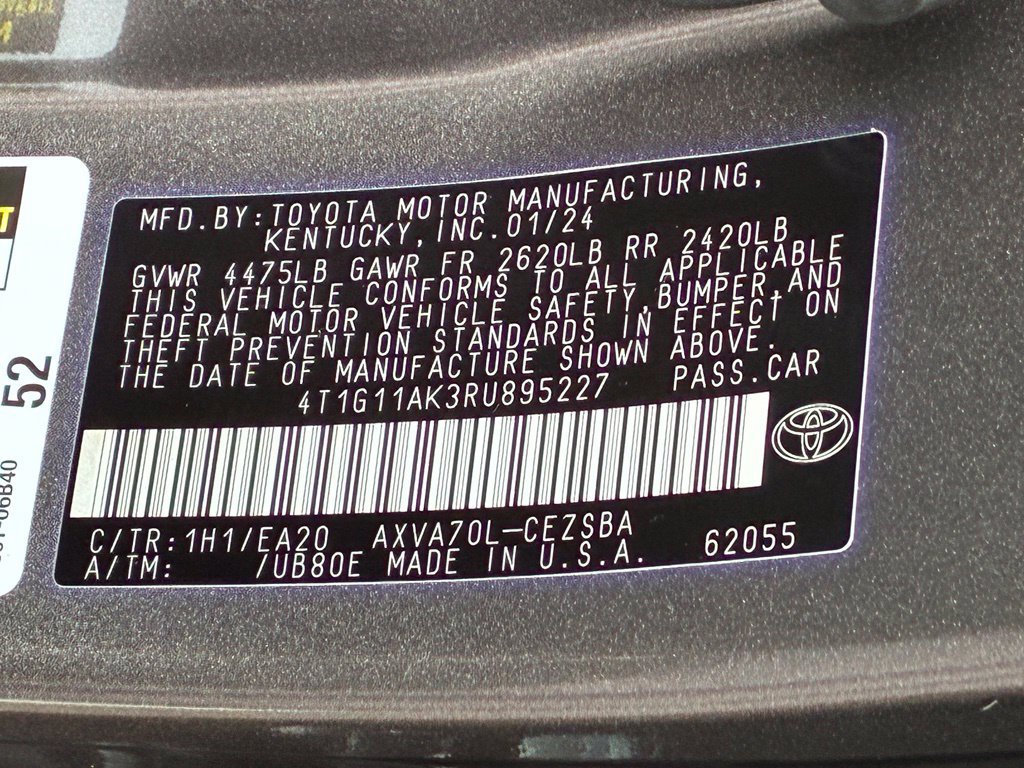 Used 2024 Toyota Camry SE FWD image 29