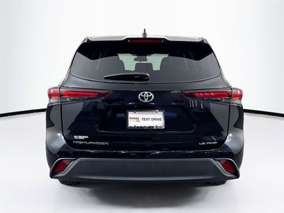 Certified 2024 Toyota Highlander LE