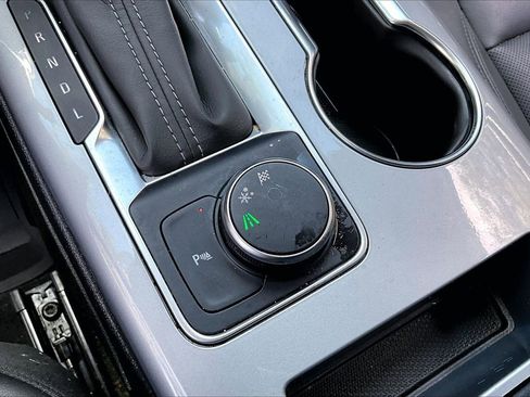 Used 2020 Chevrolet Blazer LT w/ LPO, Floor Liner Package FWD image 25