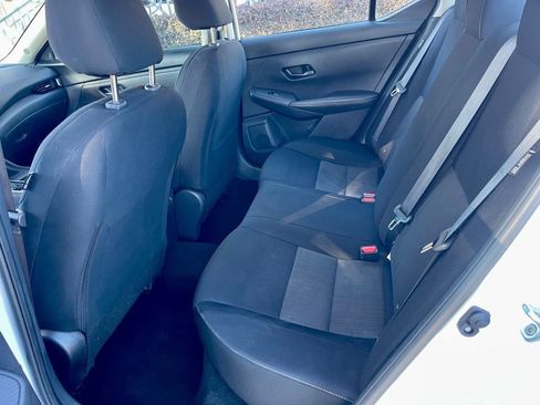 Used 2024 Nissan Sentra SV image 11