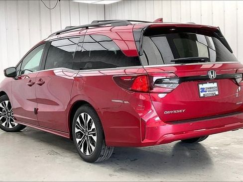 New 2026 Honda Odyssey Elite image 5