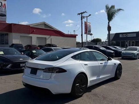 Used 2026 Tesla Model S AWD/4WD image 3
