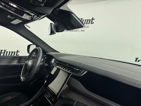 Used 2023 Jeep Grand Cherokee L Overland w/ Trailer Tow Group (B) image 34