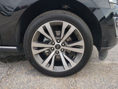 Certified 2021 Ford Expedition Limited RWD image 9
