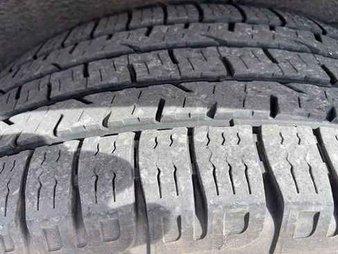 Used 2021 Chevrolet Silverado 1500 High Country w/ Technology Package image 5