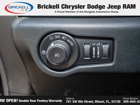 New 2026 Chrysler Pacifica Limited FWD image 30