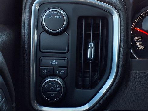 Used 2022 Chevrolet Silverado 1500 LT w/ Texas Edition Plus image 19