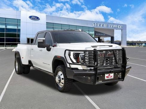 Used 2024 GMC Sierra 3500 Denali w/ Denali Reserve Package AWD/4WD image 6