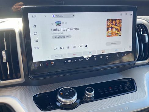 Used 2025 Ford Expedition Active image 20