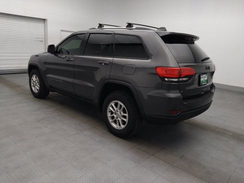 Used 2019 Jeep Grand Cherokee Laredo AWD/4WD image 3