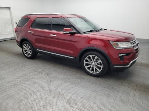 Used 2019 Ford Explorer Limited w/ Ford Safe & Smart Package FWD image 11