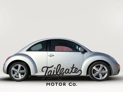 Used 2006 Volkswagen Beetle Coupe w/ Package 2
