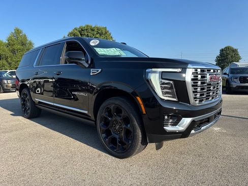 New 2026 GMC Yukon XL Denali w/ Denali Reserve Package AWD/4WD image 8