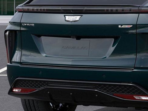 New 2026 Cadillac Lyriq V w/ LPO, Floor Liner Package image 38