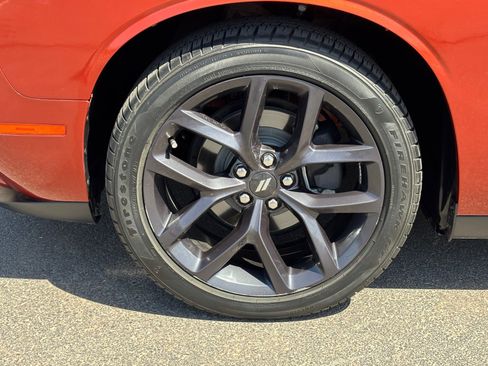 Used 2020 Dodge Challenger SXT w/ Driver Convenience Group RWD image 10