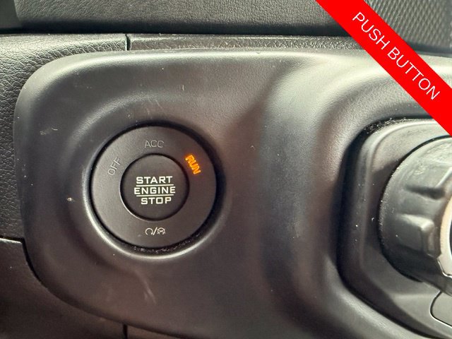 Used 2023 Jeep Wrangler Unlimited Sahara AWD/4WD image 15
