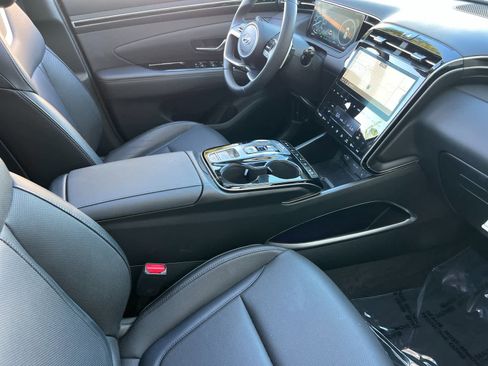 Certified 2024 Hyundai Tucson Limited image 17