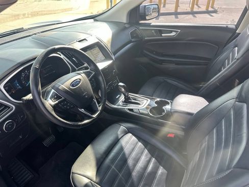 Used 2017 Ford Edge SEL w/ Equipment Group 201A AWD/4WD image 17