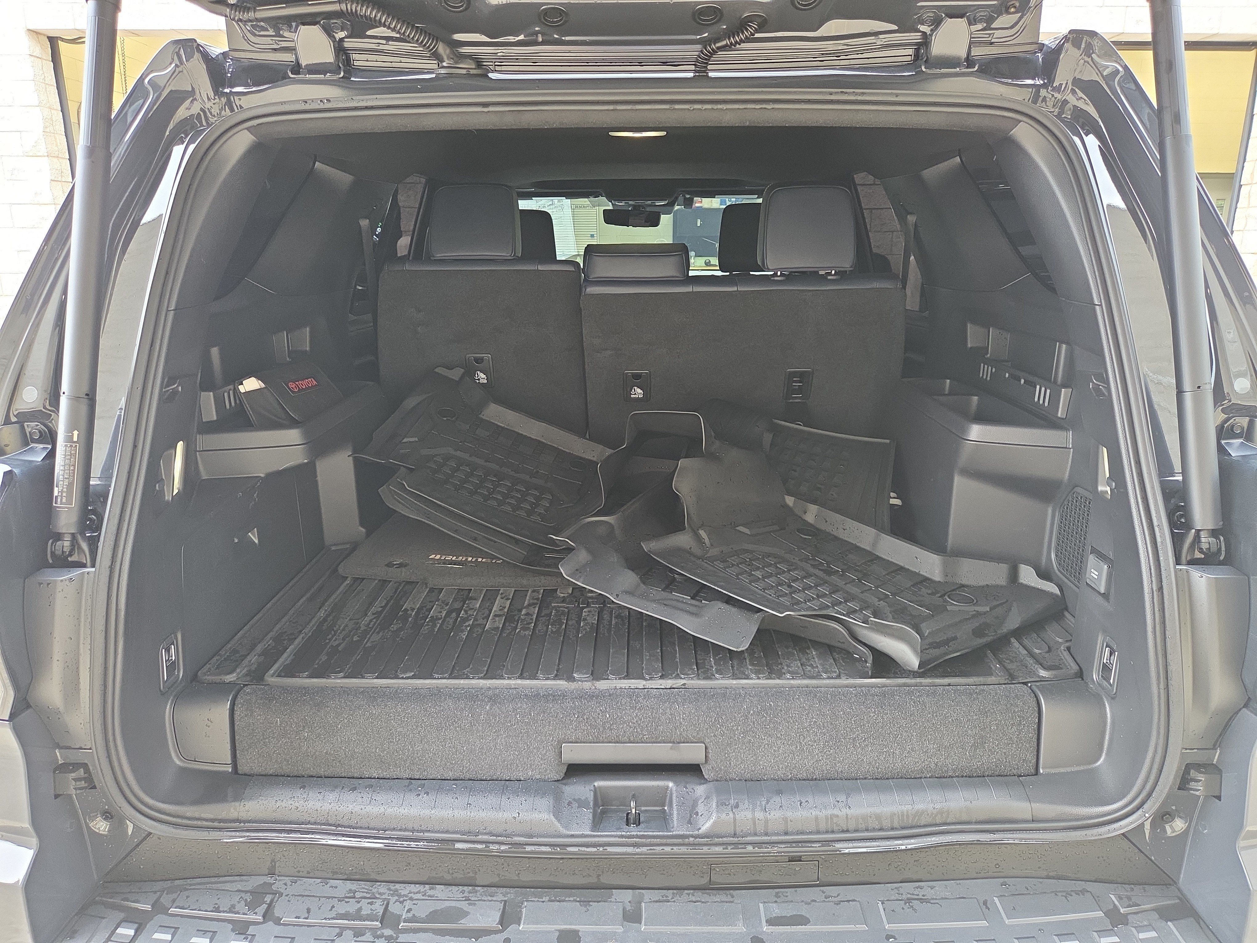 Used 2026 Toyota 4Runner Platinum AWD/4WD image 9