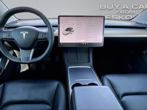 Used 2022 Tesla Model 3 Long Range AWD/4WD image 16