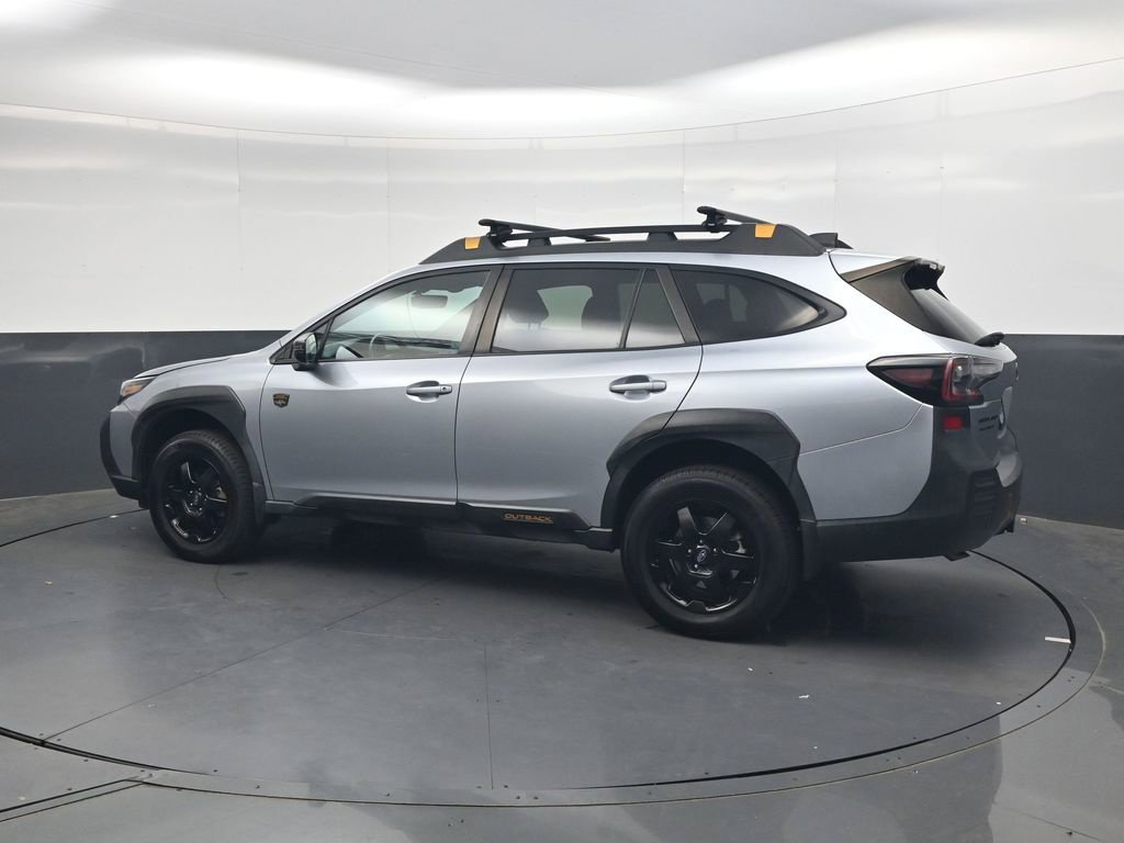Used 2022 Subaru Outback Wilderness w/ Wilderness Package AWD/4WD image 8