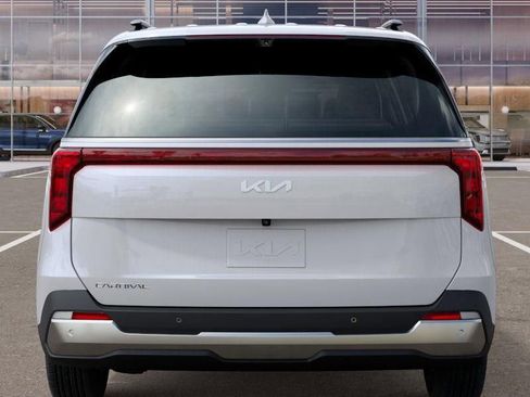 New 2026 Kia Carnival SX image 13