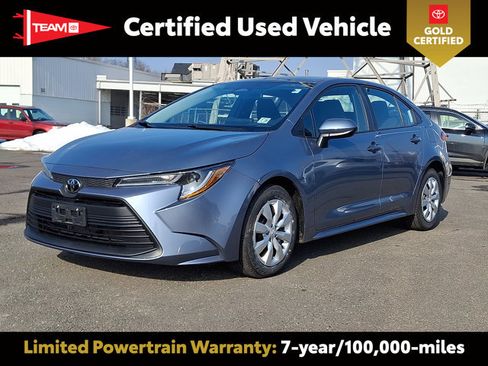 Used 2023 Toyota Corolla LE image 1