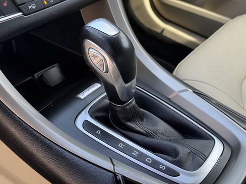 Used 2016 Ford Fusion SE w/ Equipment Group 202A FWD image 27