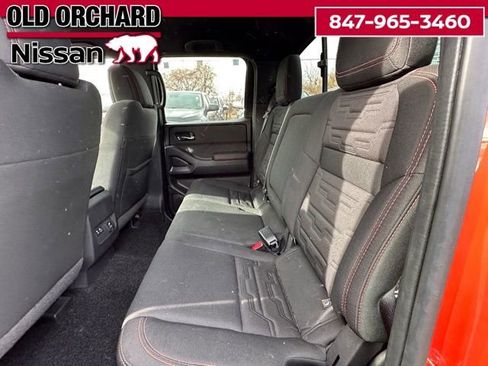 Used 2025 Nissan Frontier PRO-4X w/ Pro Convenience Package AWD/4WD image 16