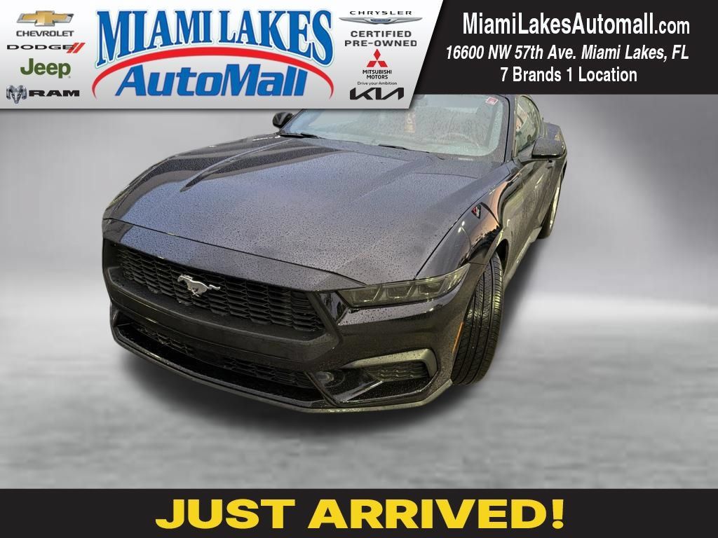 Used 2026 Ford Mustang Coupe RWD image 1