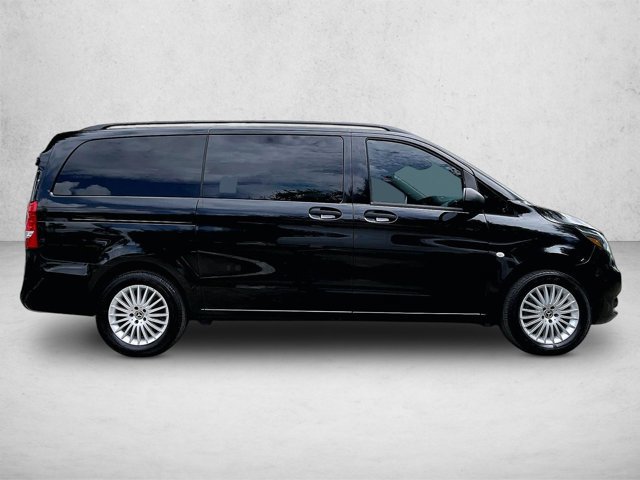 Used 2018 Mercedes-Benz Metris Passenger image 5