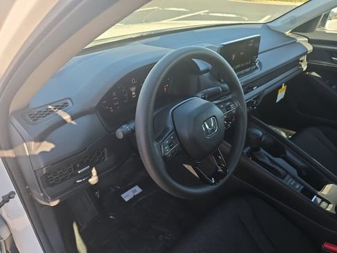 New 2025 Honda Accord SE image 15