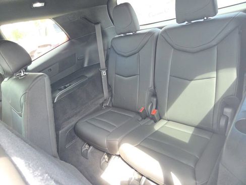 Used 2022 Cadillac XT6 Sport image 12