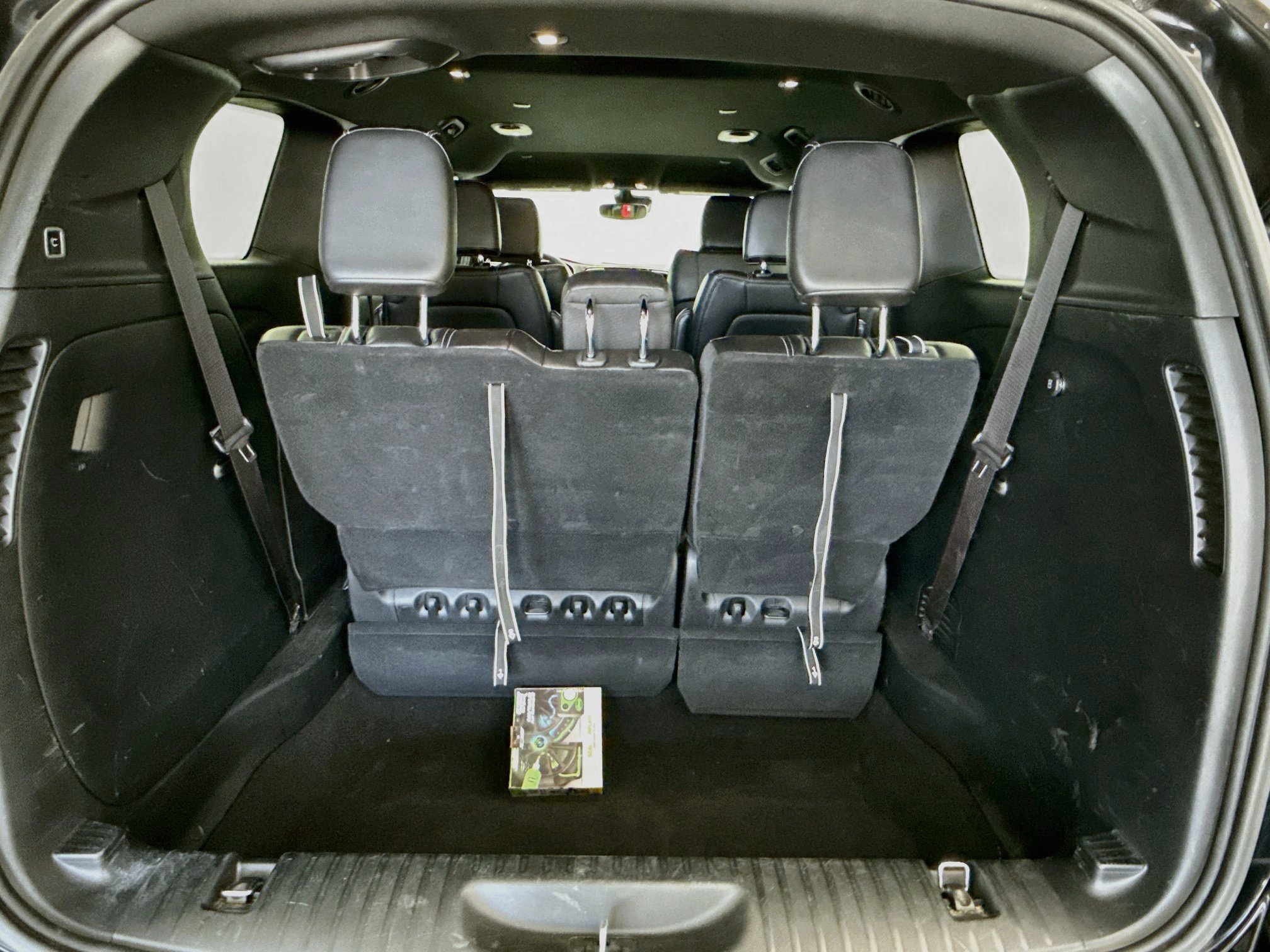 Used 2025 Chrysler Pacifica Select FWD image 29