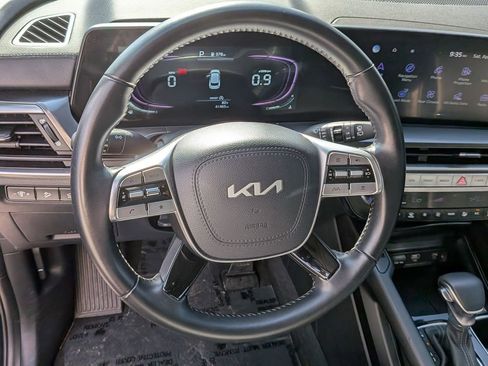 Used 2025 Kia Telluride S FWD image 24