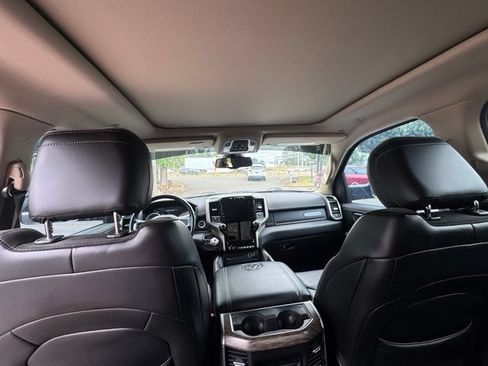 Used 2019 RAM 1500 Laramie AWD/4WD image 13