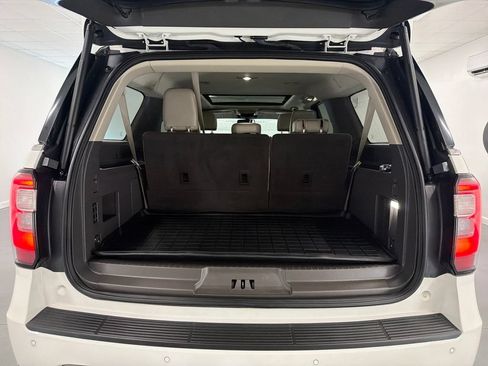 Used 2021 Ford Expedition Max Limited AWD/4WD image 9