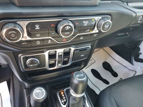 Used 2021 Jeep Wrangler Unlimited Sport image 47