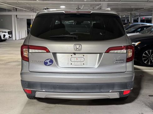 Used 2019 Honda Pilot Touring image 4