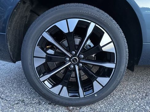 New 2026 Volvo XC60 B5 Plus w/ Protection Package Premier image 5