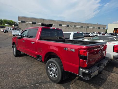 Used 2023 Ford F250 Lariat w/ Lariat Ultimate Package AWD/4WD image 3