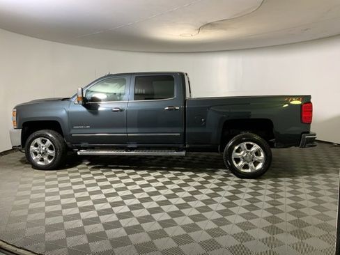 Used 2018 Chevrolet Silverado 2500 LTZ w/ Duramax Plus Package image 10