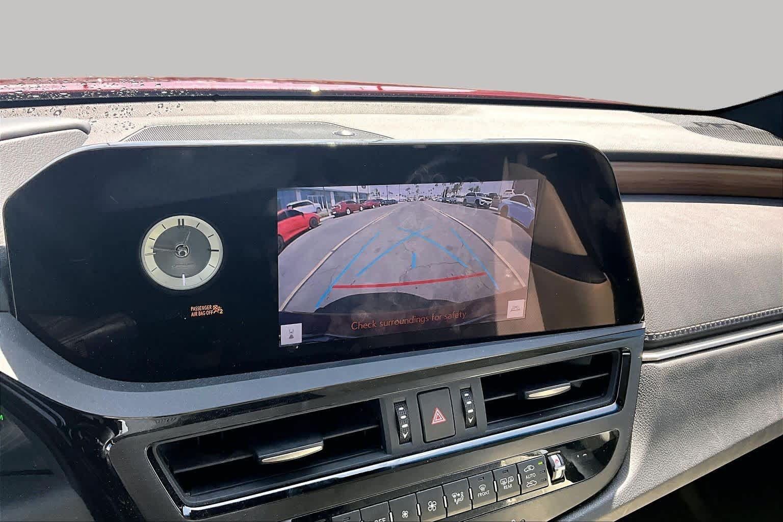 Used 2023 Lexus ES 300h w/ Premium Package FWD image 27