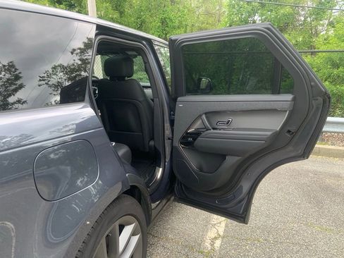 Certified 2025 Land Rover Range Rover Sport Dynamic SE image 19