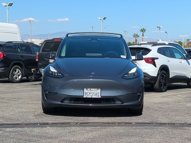 Used 2023 Tesla Model Y Performance AWD/4WD image 3