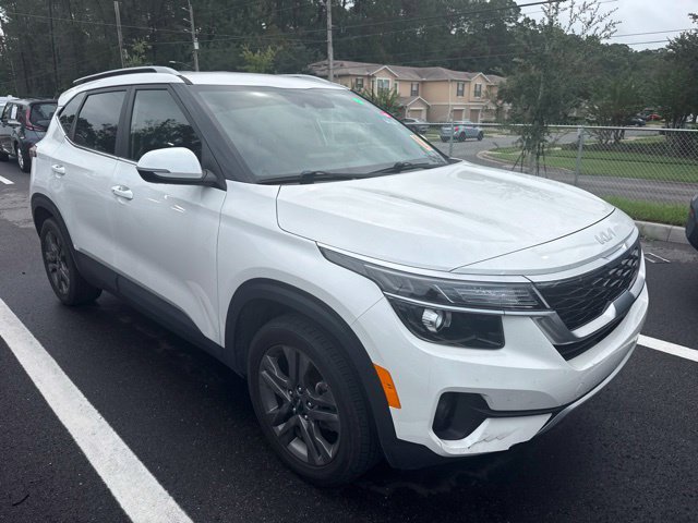 Used 2023 Kia Seltos S FWD image 1