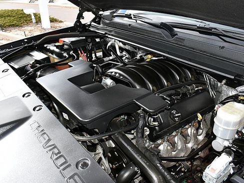 Used 2017 Chevrolet Tahoe LT image 9